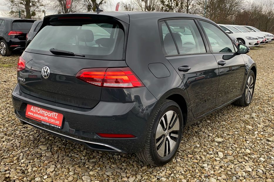 Продам Volkswagen e-Golf ТЕПЛОВИЙ, LED ПАНЕЛЬ 35.8 kWh  2020 года в Львове