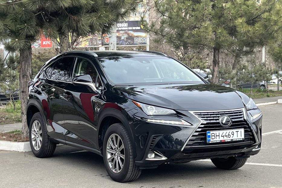 Продам Lexus NX 300 2019 года в Одессе