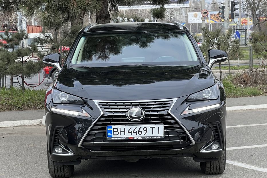 Продам Lexus NX 300 2019 года в Одессе