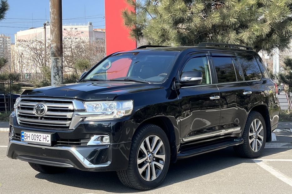 Продам Toyota Land Cruiser 200 Official  2016 года в Одессе