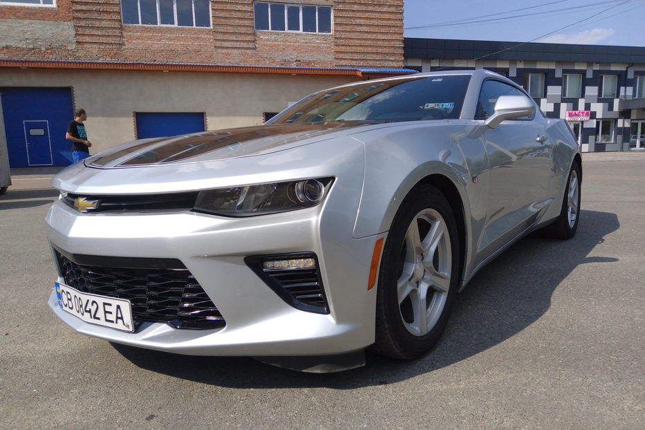 Продам Chevrolet Camaro SE 2.0 2018 года в г. Нежин, Черниговская область