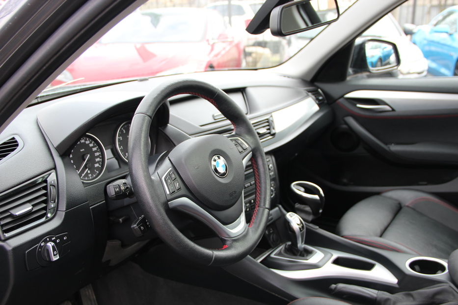 Продам BMW X1 xDrive 28i 2014 года в Одессе