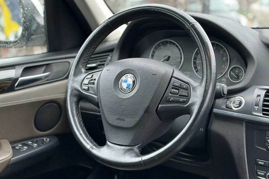 Продам BMW X3 камери 360 2012 года в Черновцах