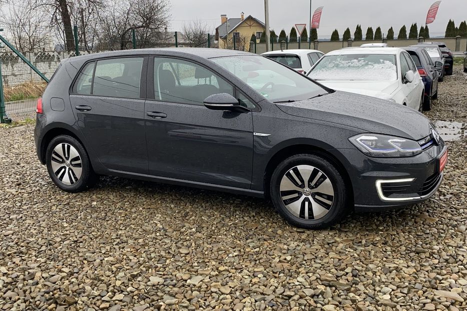 Продам Volkswagen e-Golf FULL LED,Камера,Кокпіт,Круїз 2020 года в Львове