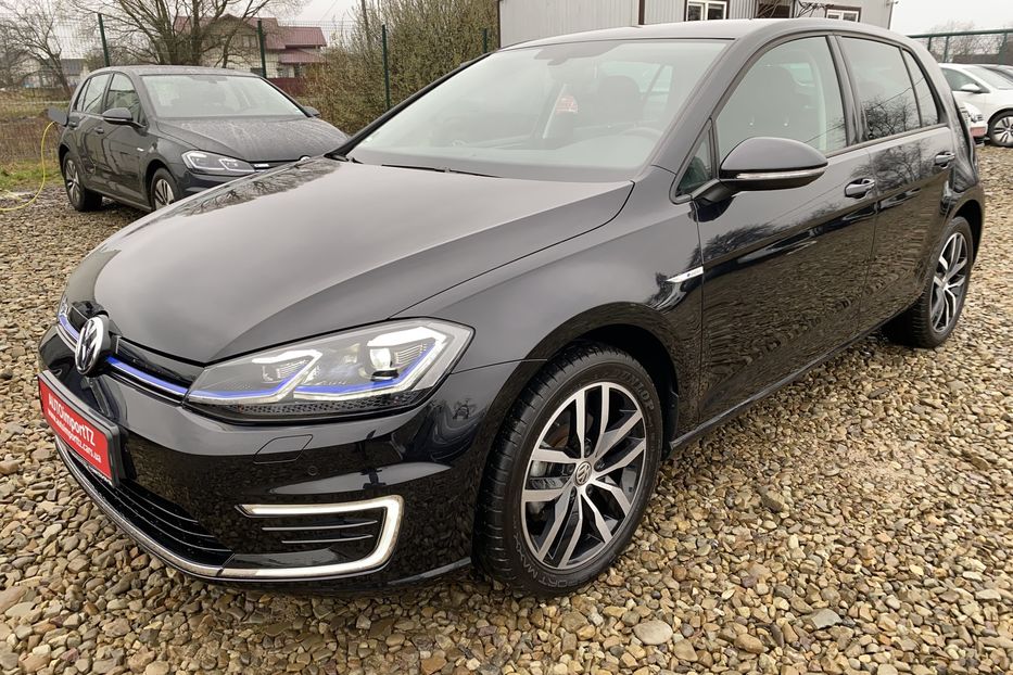 Продам Volkswagen e-Golf Тепловий Камера Амбіент пдсвтк 2020 года в Львове