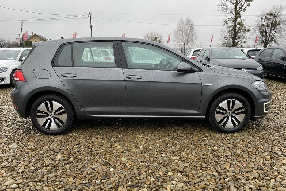 Продам Volkswagen e-Golf 35.8kWh,136к.с./100 кВт+Колеса 2020 года в Львове