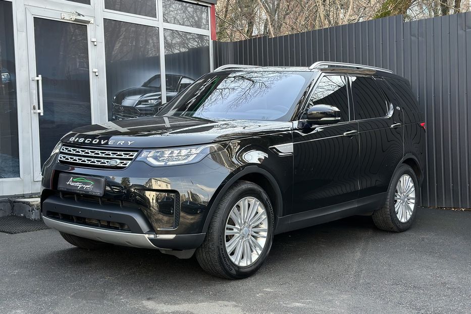 Продам Land Rover Discovery HSE TD6 2017 года в Киеве