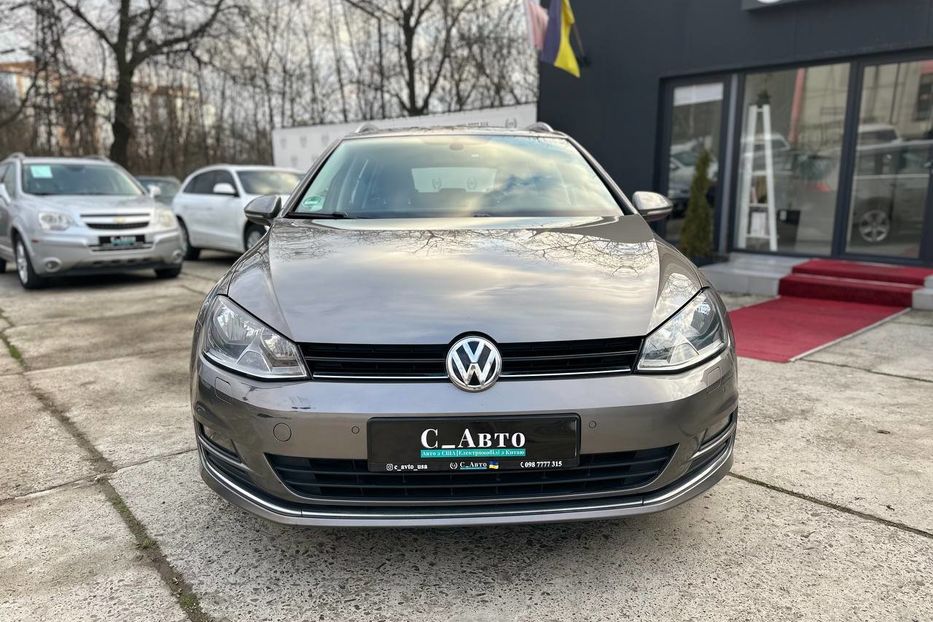 Продам Volkswagen Golf VII 2016 года в Черновцах