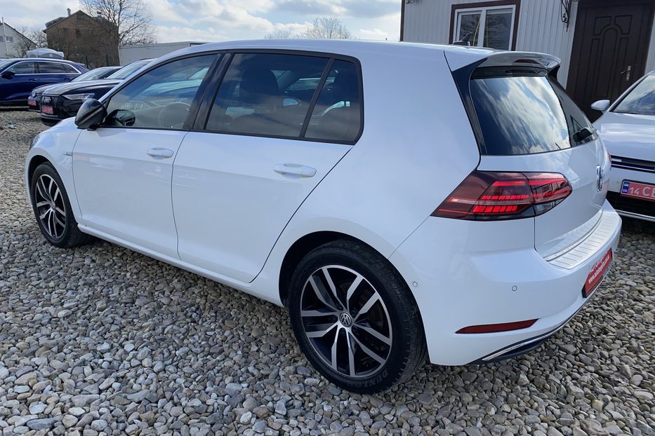 Продам Volkswagen e-Golf Тепловий FullLED Всі асистенти 2019 года в Львове