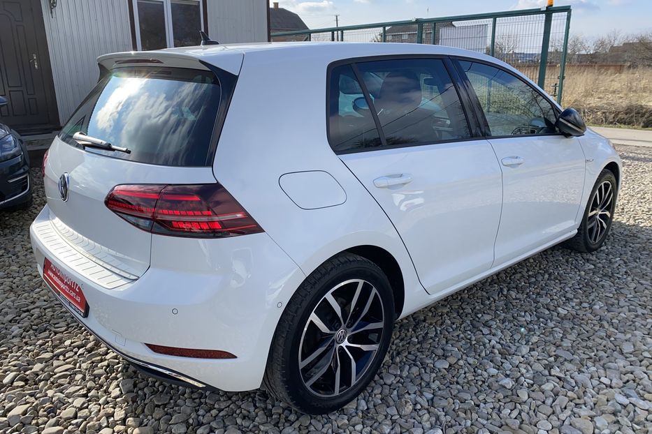 Продам Volkswagen e-Golf Тепловий FullLED Всі асистенти 2019 года в Львове