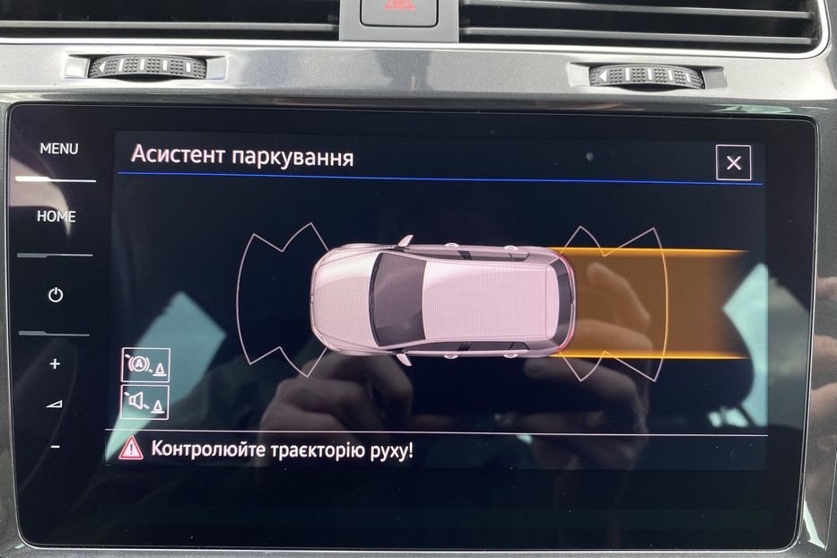 Продам Volkswagen e-Golf 35.8 kWh 100 кВт/136 к.с.  2020 года в Львове