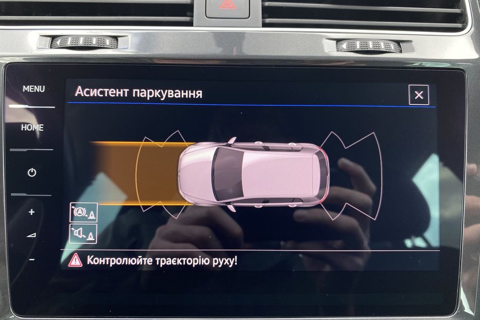 Продам Volkswagen e-Golf 35.8 kWh 100 кВт/136 к.с.  2020 года в Львове