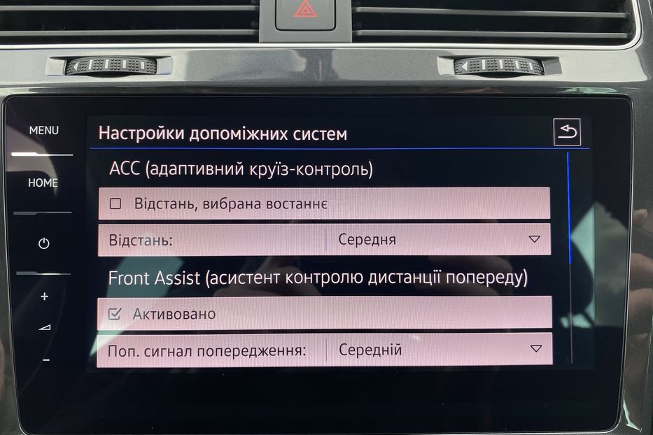 Продам Volkswagen e-Golf 35.8 kWh 100 кВт/136 к.с.  2020 года в Львове