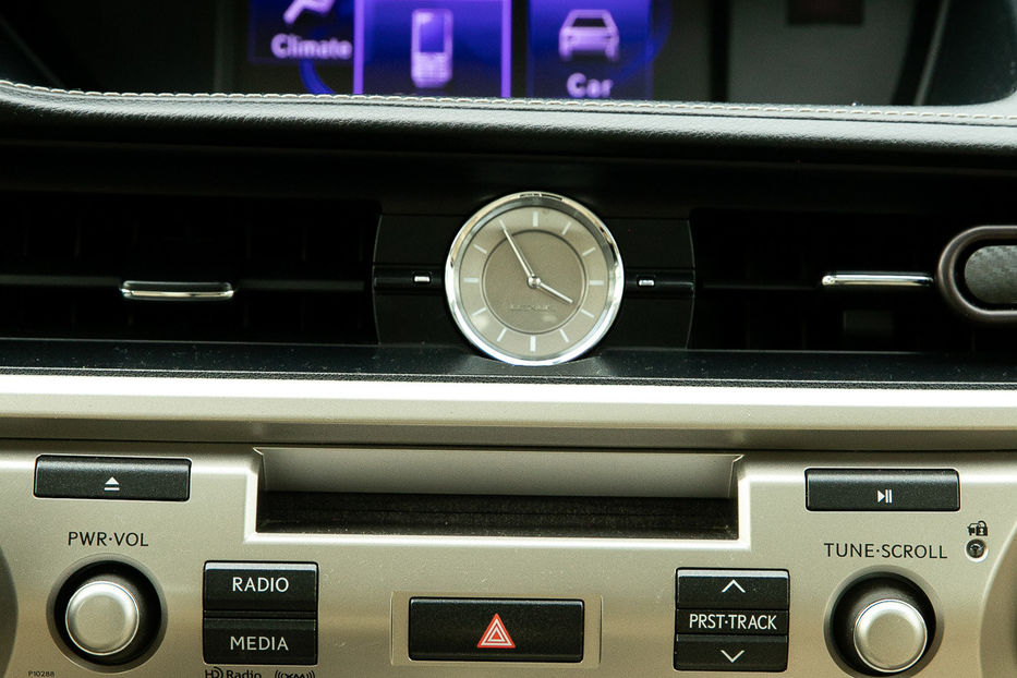 Продам Lexus ES 300 Hybrid 2013 года в Черновцах