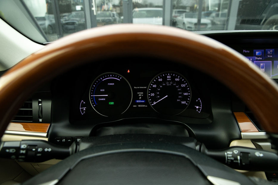 Продам Lexus ES 300 Hybrid 2013 года в Черновцах