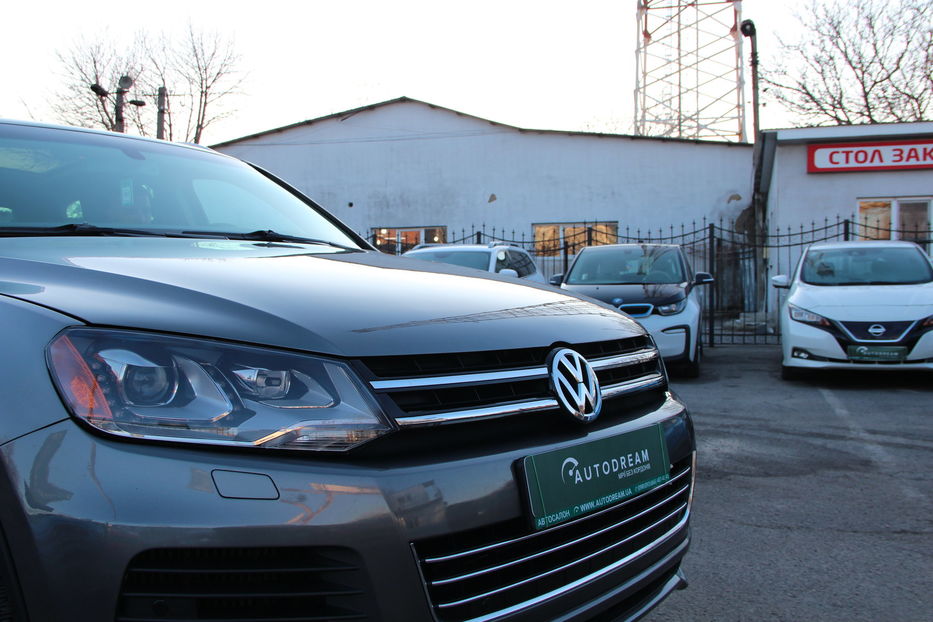 Продам Volkswagen Touareg R-line 3.0 TDI 2013 года в Одессе