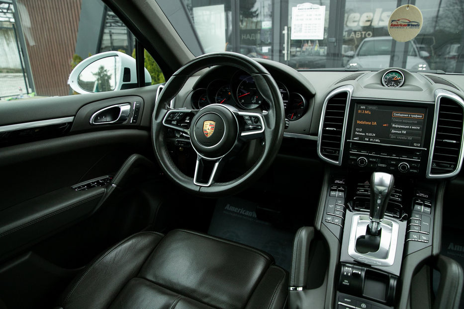 Продам Porsche Cayenne 3.6 AT 2015 года в Черновцах