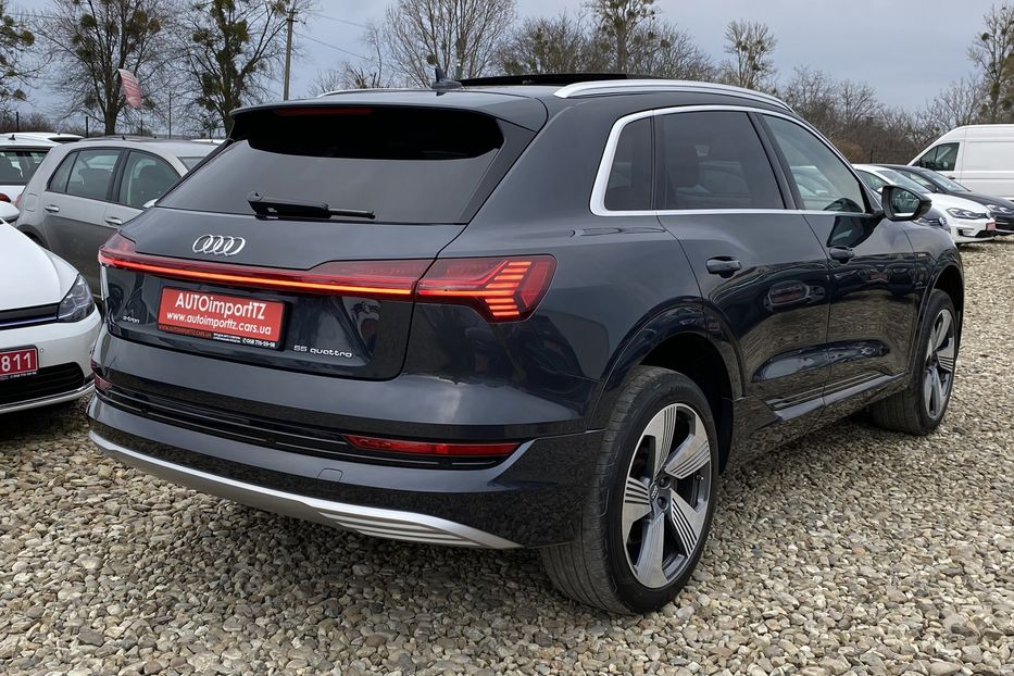 Продам Audi E-Tron 55 Максимальна комплектація 2019 года в Львове