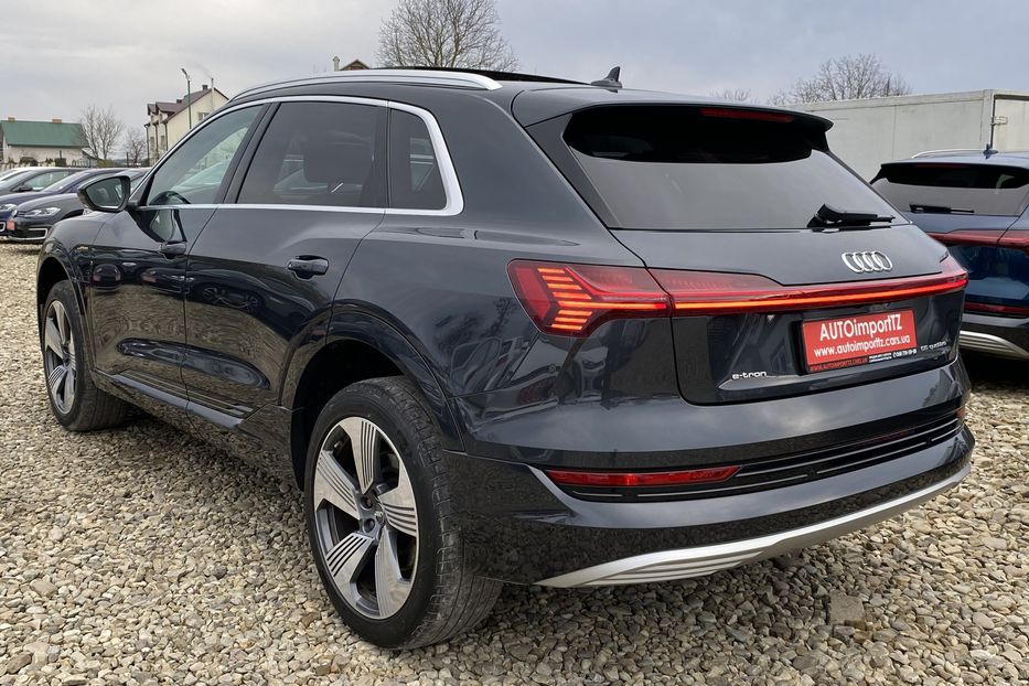 Продам Audi E-Tron 55 Максимальна комплектація 2019 года в Львове