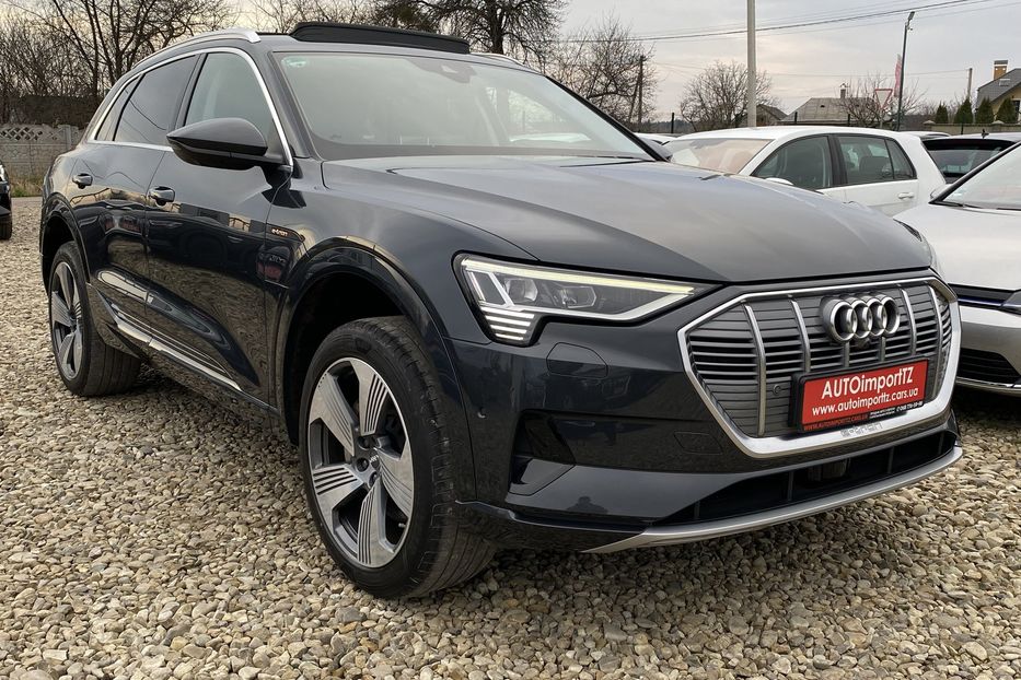 Продам Audi E-Tron 55 Максимальна комплектація 2019 года в Львове