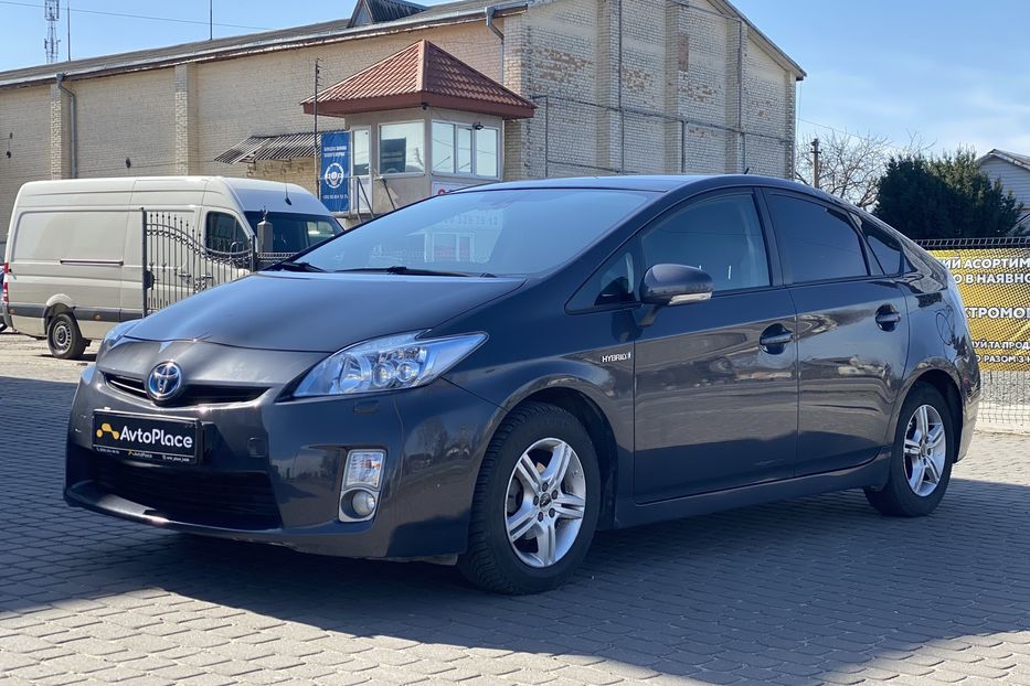 Продам Toyota Prius 2010 года в Луцке