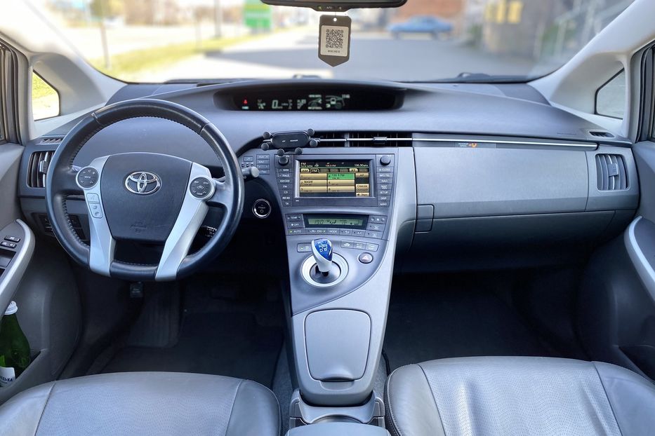 Продам Toyota Prius 2010 года в Луцке