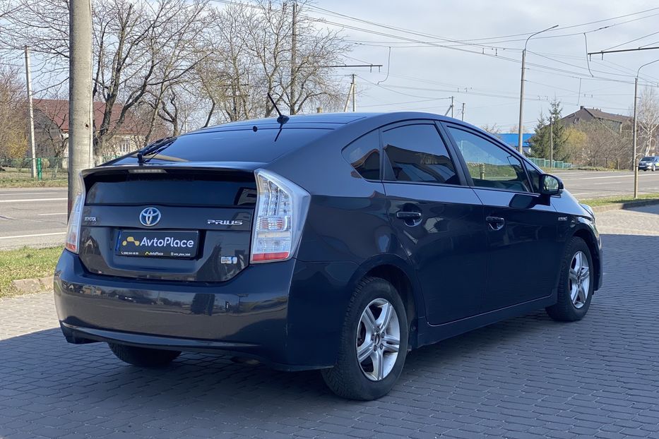 Продам Toyota Prius 2010 года в Луцке