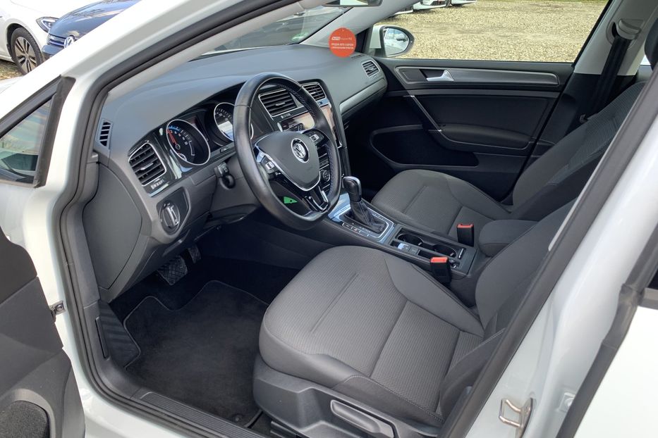 Продам Volkswagen e-Golf 35.8 kWh 100кВт/136к.с. Камера 2020 года в Львове
