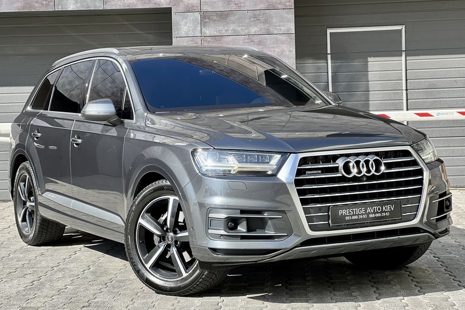 Продам Audi Q7 2016 года в Киеве