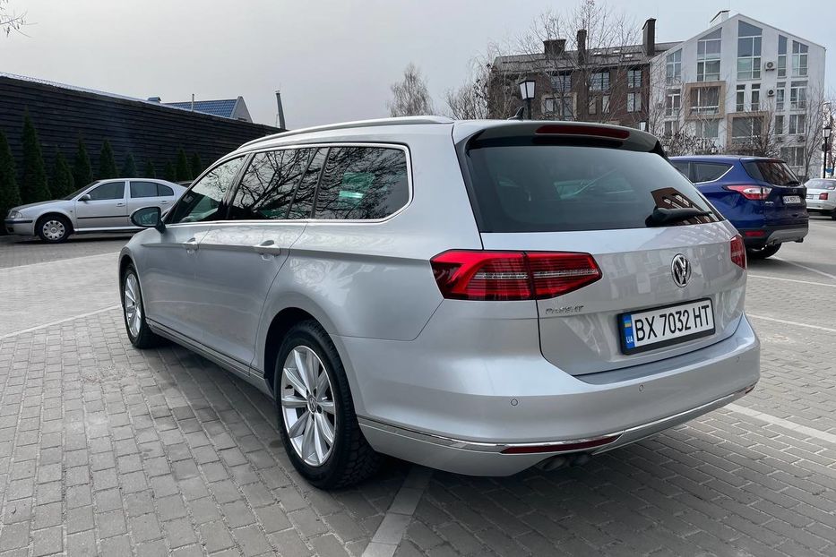 Продам Volkswagen Passat B8 Highline 140 кВт / 190 кс 2018 года в Киеве
