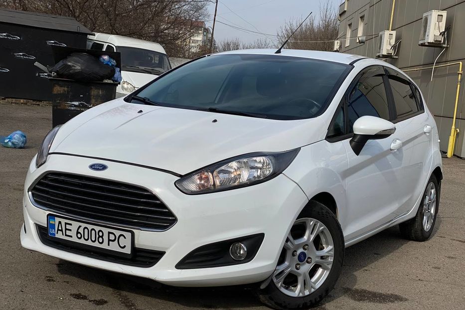 Продам Ford Fiesta 2016 года в Днепре