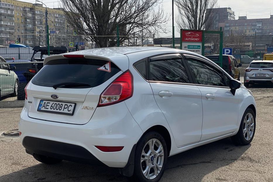 Продам Ford Fiesta 2016 года в Днепре