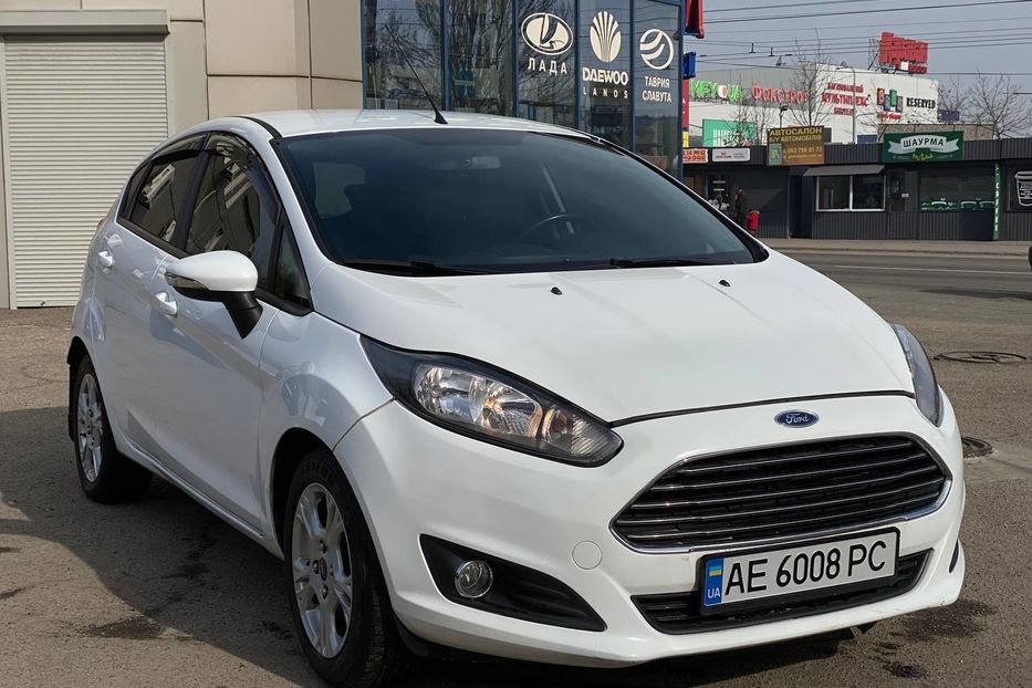 Продам Ford Fiesta 2016 года в Днепре