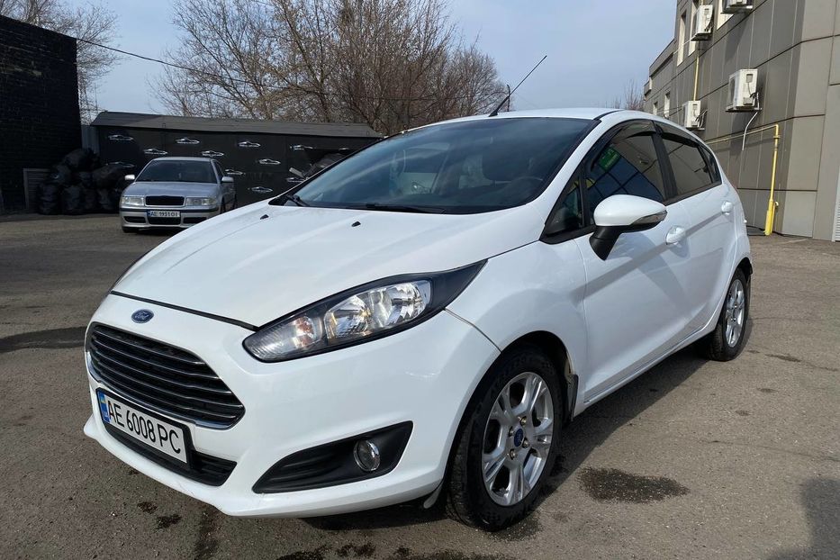 Продам Ford Fiesta 2016 года в Днепре