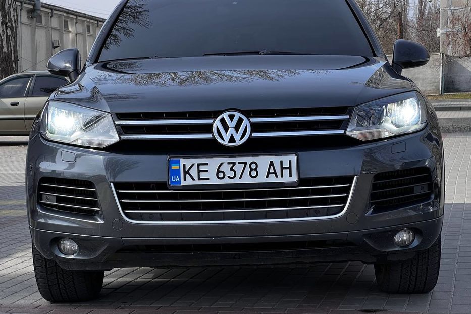 Продам Volkswagen Touareg 2012 года в Днепре