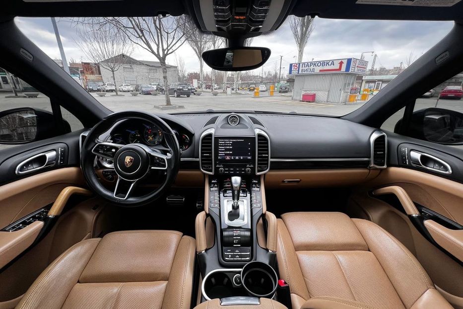 Продам Porsche Cayenne 2017 года в Днепре