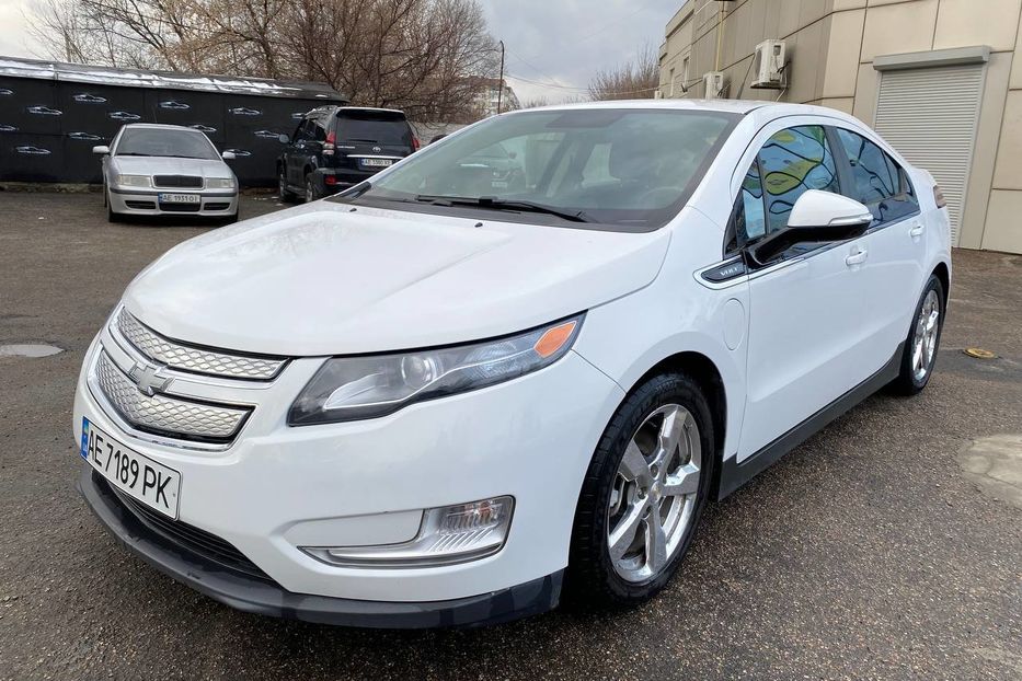 Продам Chevrolet Volt 2014 года в Днепре