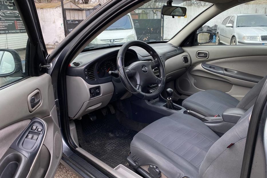 Продам Nissan Almera 2002 года в Днепре