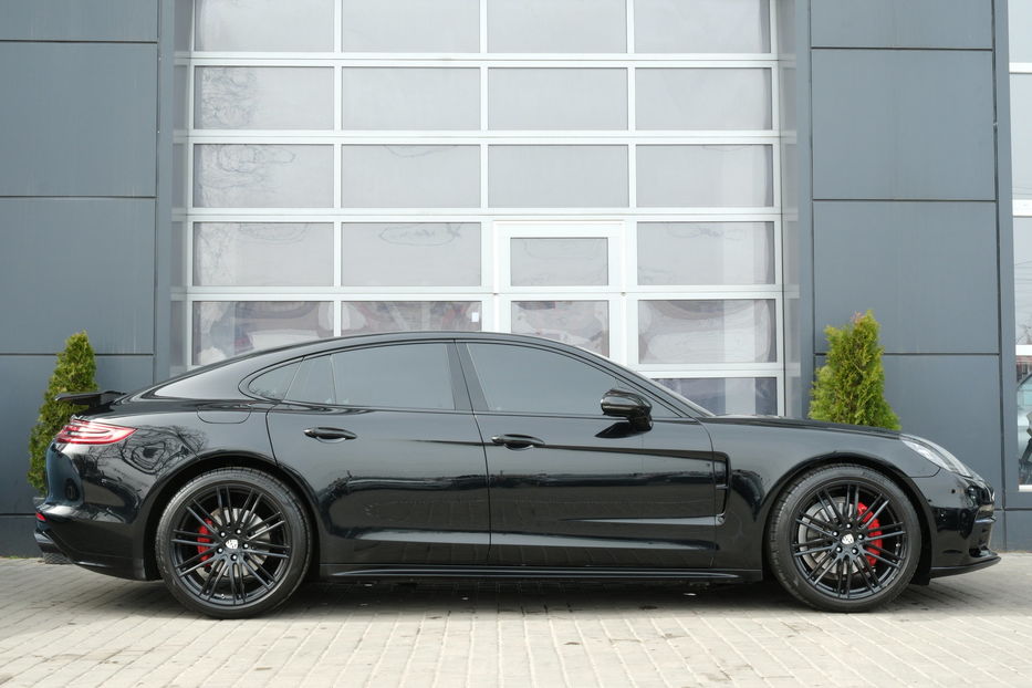 Продам Porsche Panamera 2019 года в Одессе