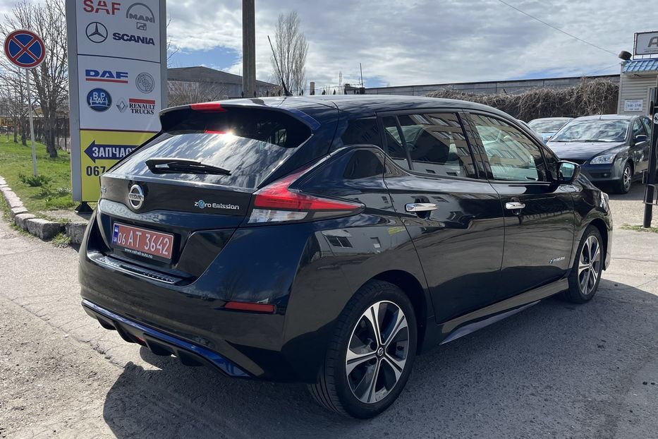 Продам Nissan Leaf 40 КВт 2018 года в Николаеве