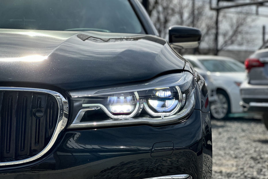 Продам BMW 750 Ld M-package 2018 года в Черновцах