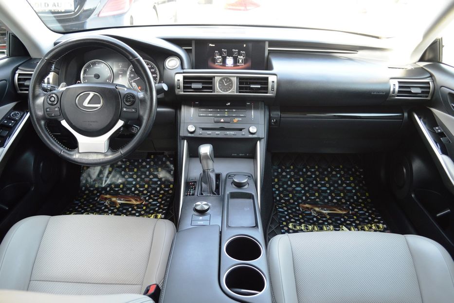 Продам Lexus IS 200 IS200t 2015 года в Одессе