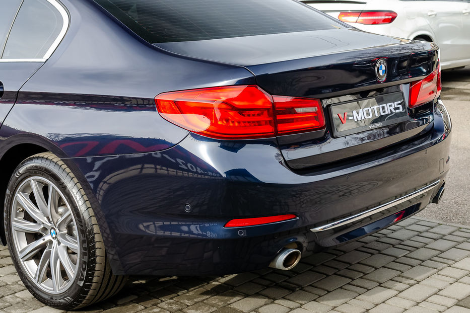 Продам BMW 530 E-Hybrid Xdrive 2019 года в Киеве