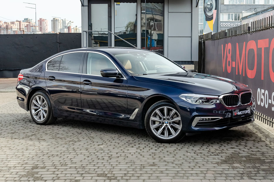 Продам BMW 530 E-Hybrid Xdrive 2019 года в Киеве