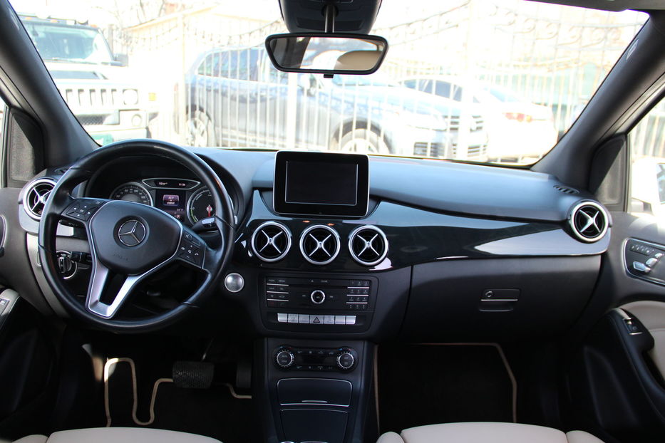 Продам Mercedes-Benz B-Class 250 Electric Drive 2017 года в Одессе