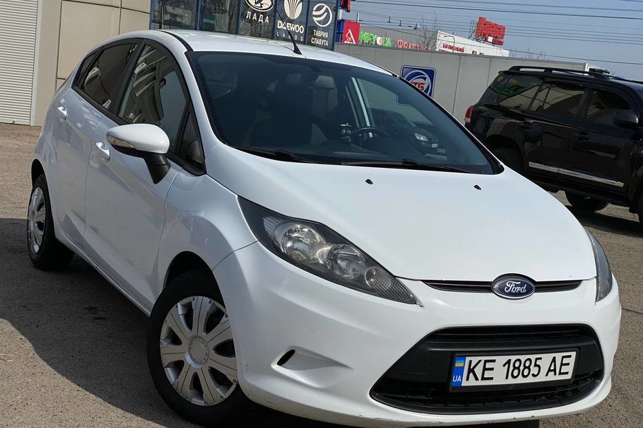 Продам Ford Fiesta 2012 года в Днепре