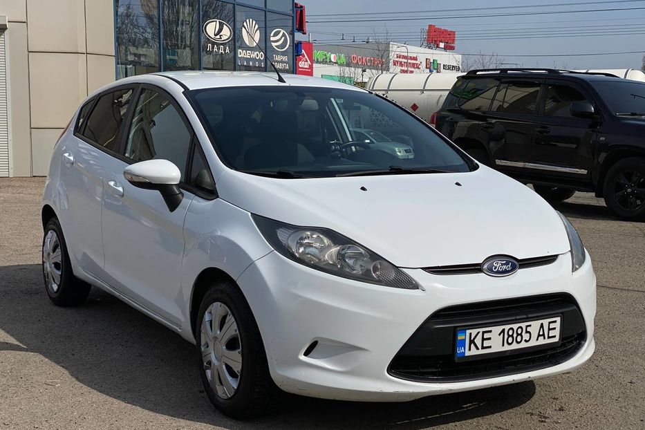 Продам Ford Fiesta 2012 года в Днепре