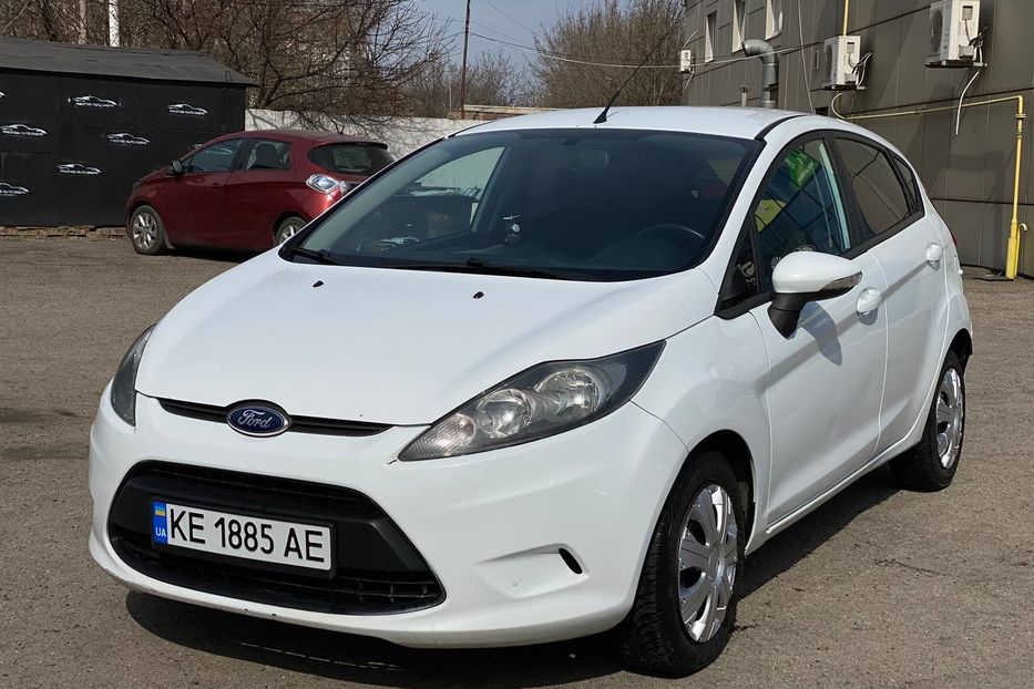 Продам Ford Fiesta 2012 года в Днепре