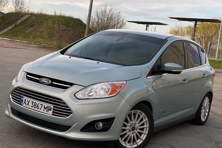 Продам Ford C-Max 2013 года в Днепре