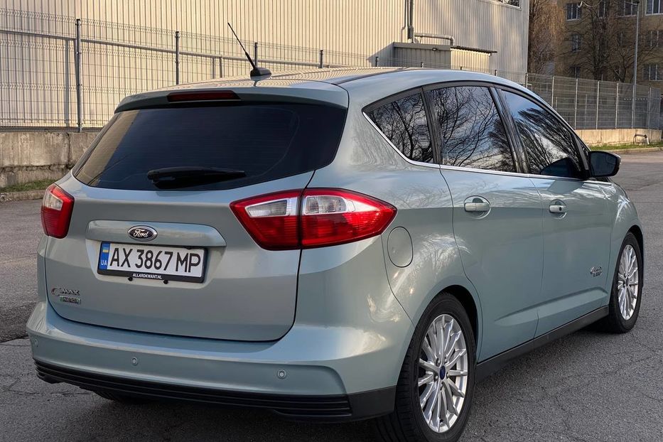 Продам Ford C-Max 2013 года в Днепре